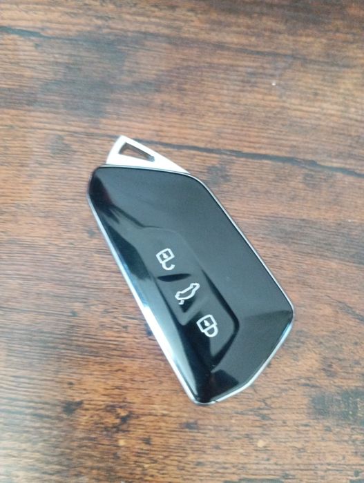 Kluczyk  samochodowy typu smart key skoda oryginalny