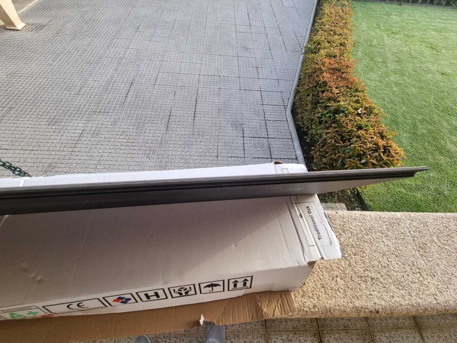 Pavimento Vinílico NOVO WPC 9MM (10M2)