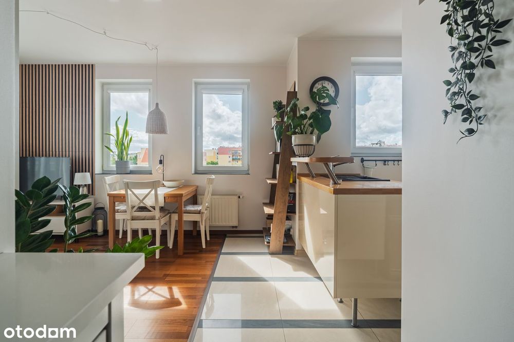 3 pokoje 55m winda duży balkon hala garażowa ost. piętro Gdańsk Chełm
