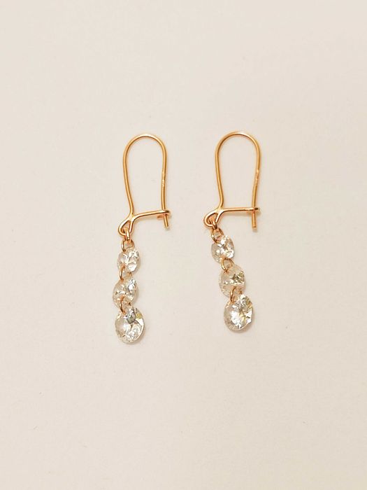 Brincos em ouro com zirconias