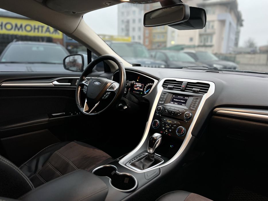 Продам Ford Mondeo 2017