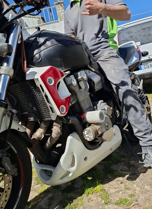 Honda CB 1300 super four só esta semana