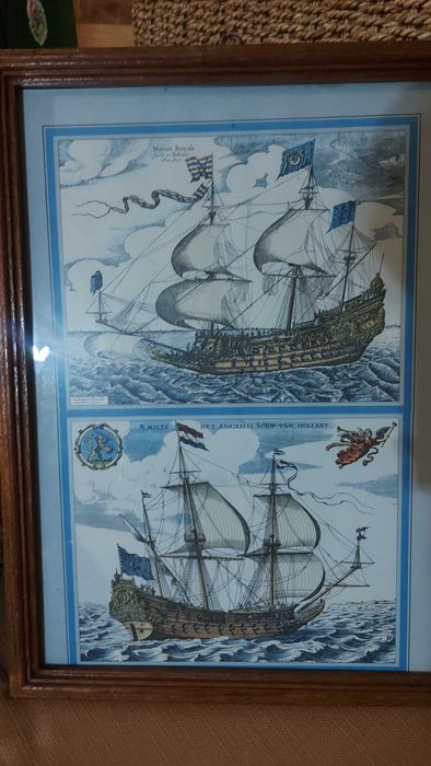 Quadros antigos em bom estad0