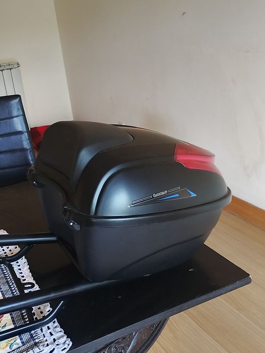 Vendo  mala para Mota , estar nova