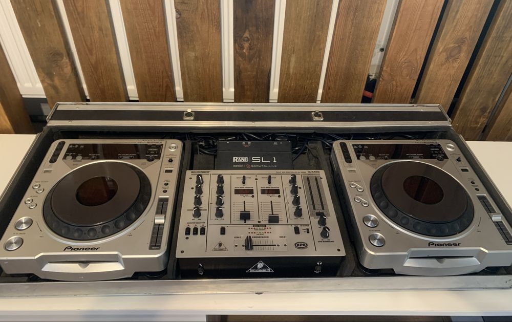 Zestaw: DJ-pioneerCDJ-800 + Berhinger-DJX + case