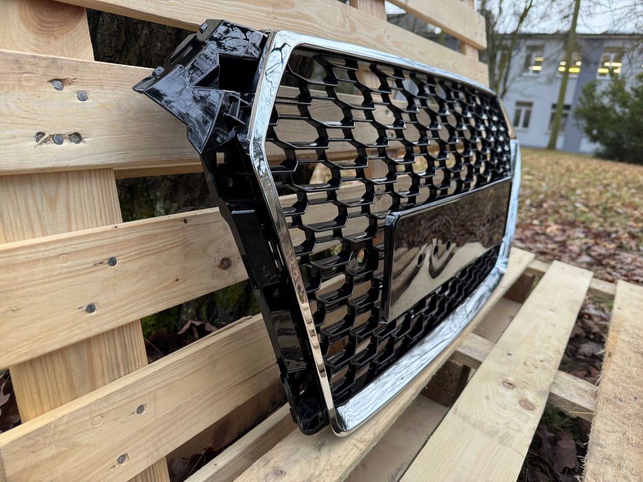 Grill Atrapa A4 B9 15-19 styl RS4 CHROME (z kamerom)