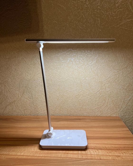 Настольная лампа LED (аккумуляторная)