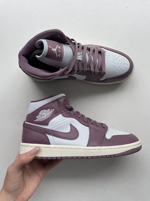 Кросівки Nike Air Jordan 1 Mid 'Sky J Mauve'