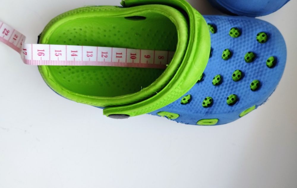 Дитячі крокси-сабо