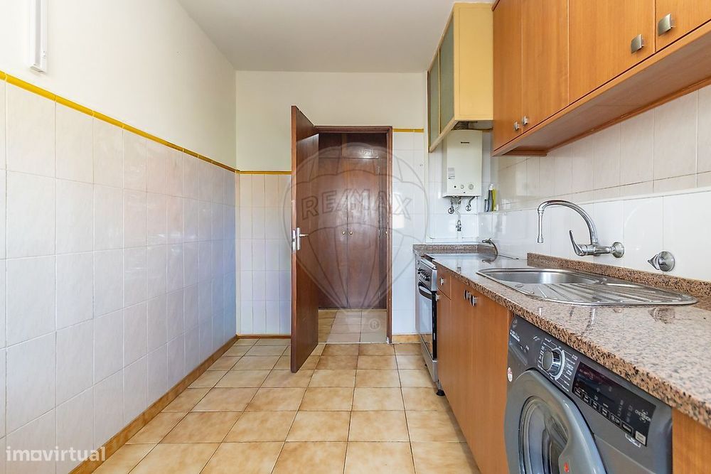 Apartamento T2 para venda — Corroios, Setúbal