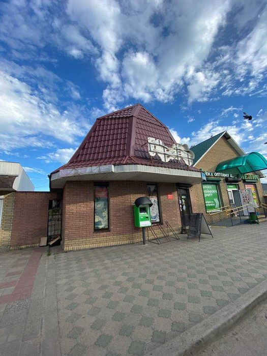 Продаж комерційного окремо розташованого приміщення Берестин