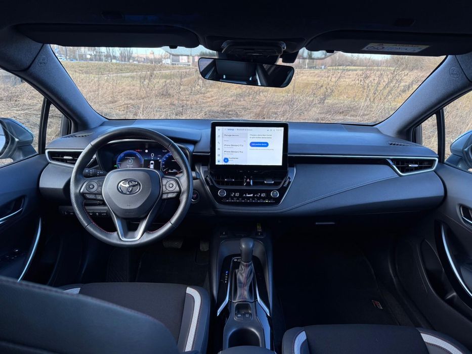 Wynajem Toyota corolla grsport automat wynajem samochów