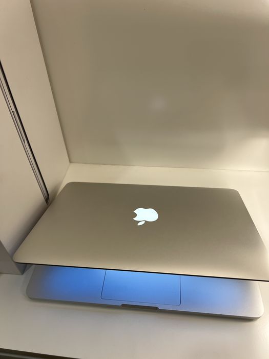 MacBook Pro 13” Retina