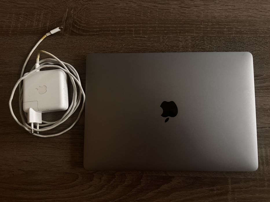 Sprzedam Macbook Pro 13