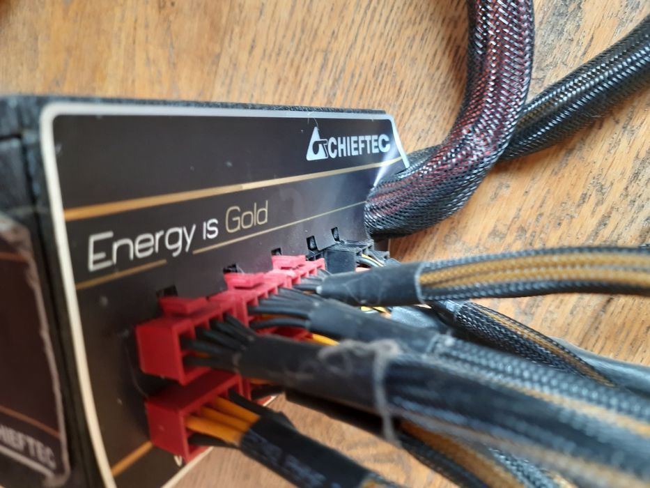 Блок питания Chieftec Navitas GPM-1250C Gold 1250W