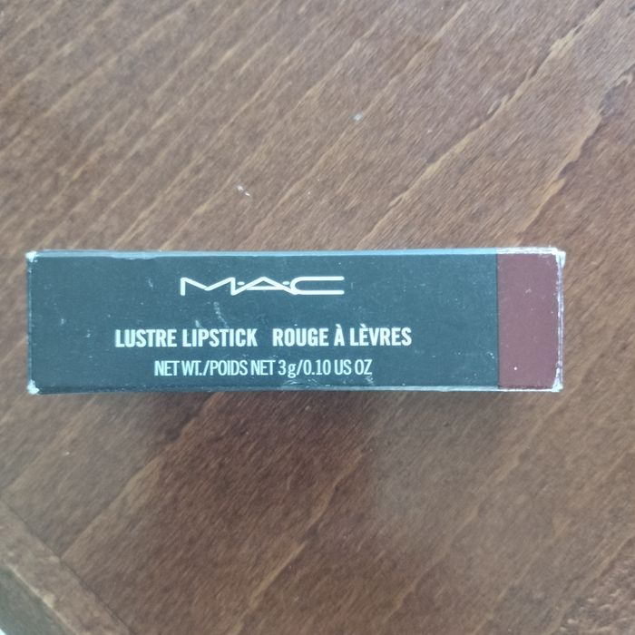 MAC Satynowa pomadka do ust Film Noir, 3 g
