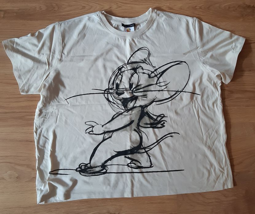 Beżowy t-shirt SINSAY