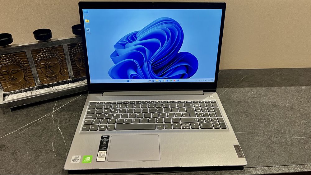 Lenovo Ideapad 3 I7-10510U/20Gb Ram/nVidia MX330/SSD 512Gb