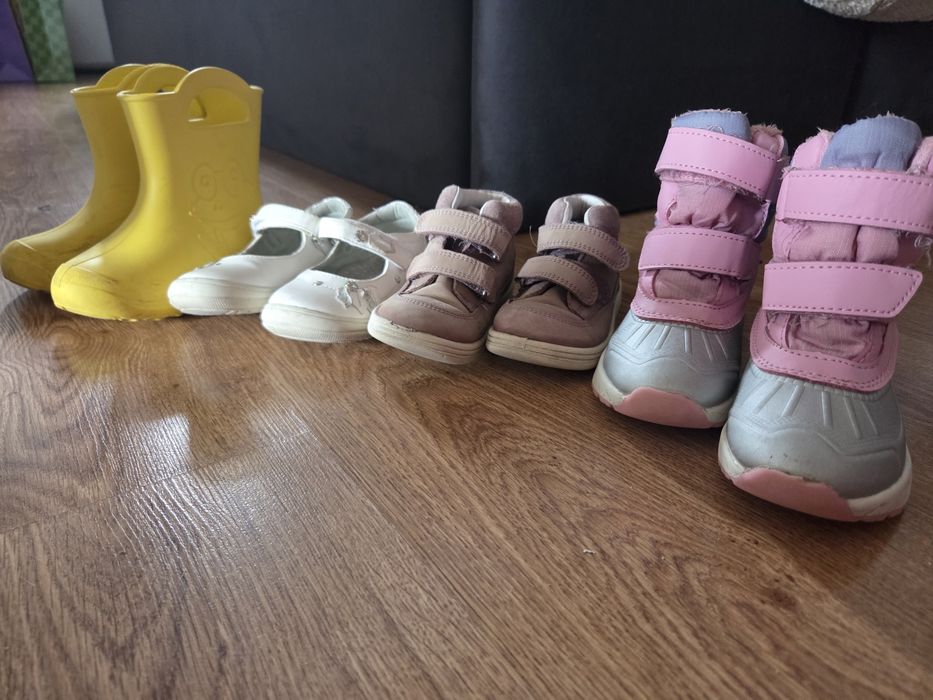 Oddam buty rozmiar 24-26