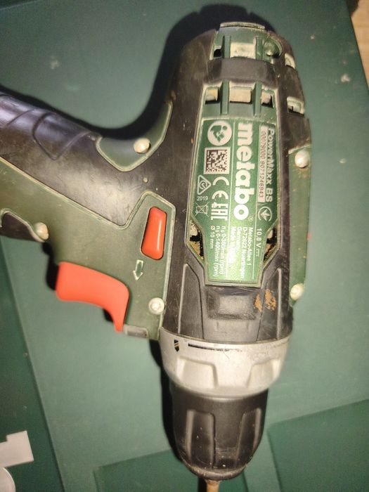 Аккумуляторный шуруповерт Metabo PowerMaxx BS Basic (10.8V) + кейс