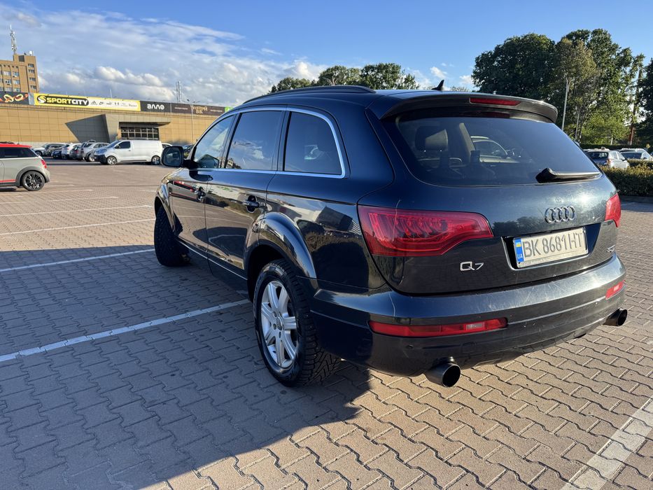 Продам Ауди Q74L 3.0 тді
