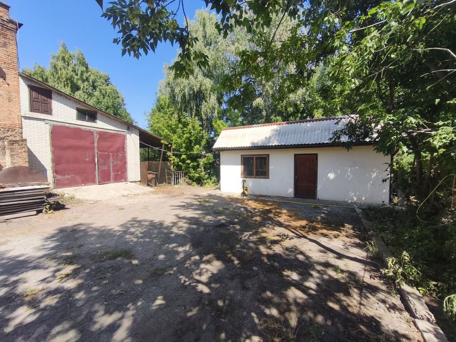 Продам комерційне приміщення 1150м°