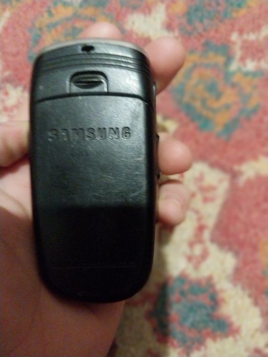 Тлефон samsung стара модель