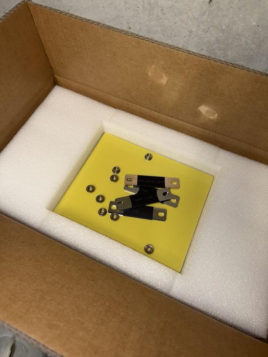 Нові LiFePO4 акумуляторні комірки 3.2V EVE / Desay — 280Ah, 304Ah, 314Ah та інші