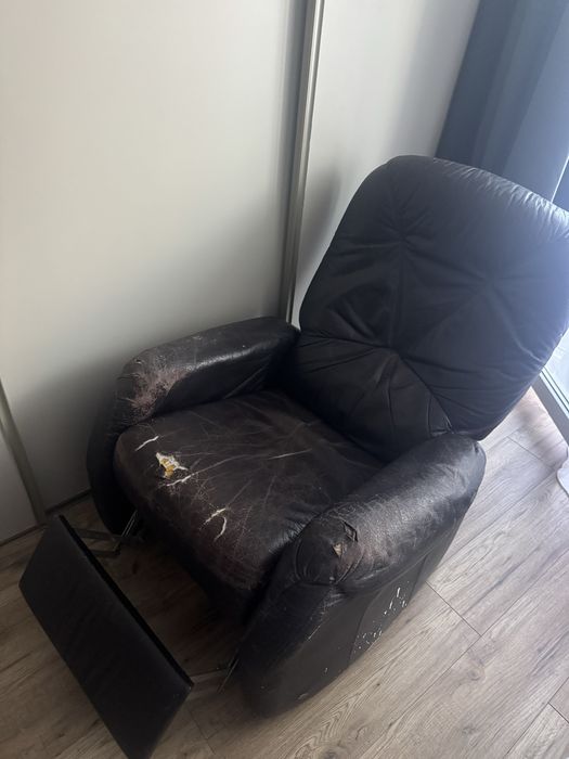Fotel z funkcją relax skórzany