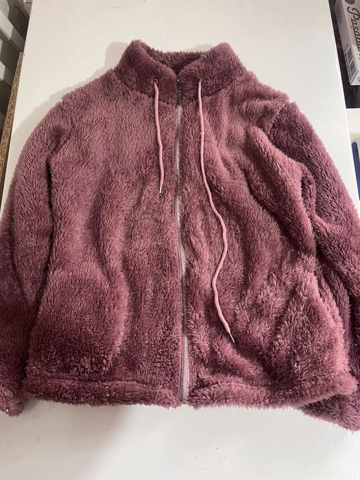 Плюшева нова кофта