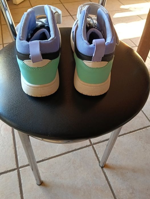 Buty sportowe rozmiar 38