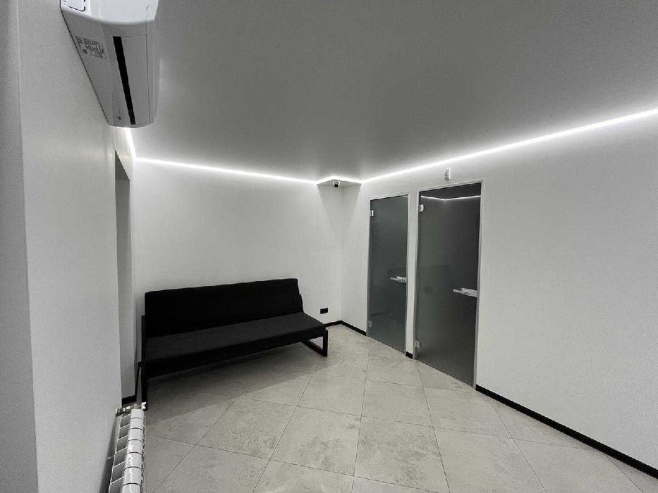 Комерційне приміщення по вул. Незалежності