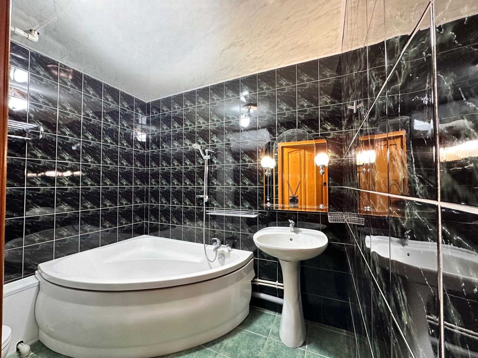 Продам 3к квартиру 5/9 Алексеевка Проспект Победы - Ахсарова (85934)