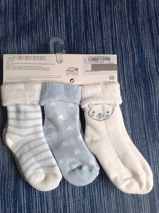 Conjunto de 3 pares de meias de bebe ,novo