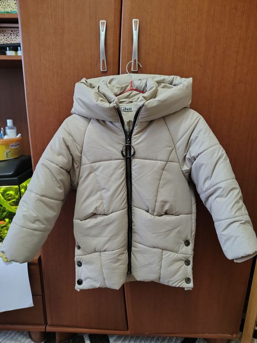 зимова куртка для дівчинки