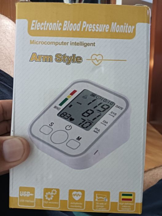 medidor de tensão arterial eletrónico de braço