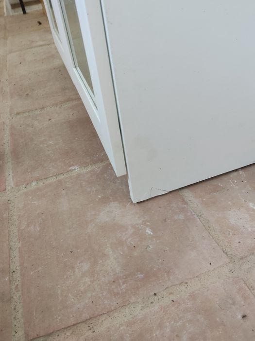 Armário vitrine IKEA Brimnes