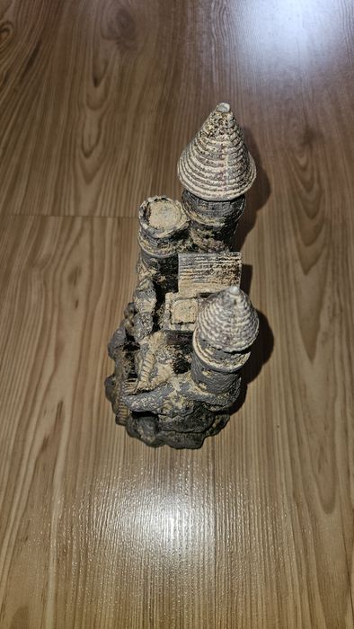 Stary zamek - ozdoba do akwarium