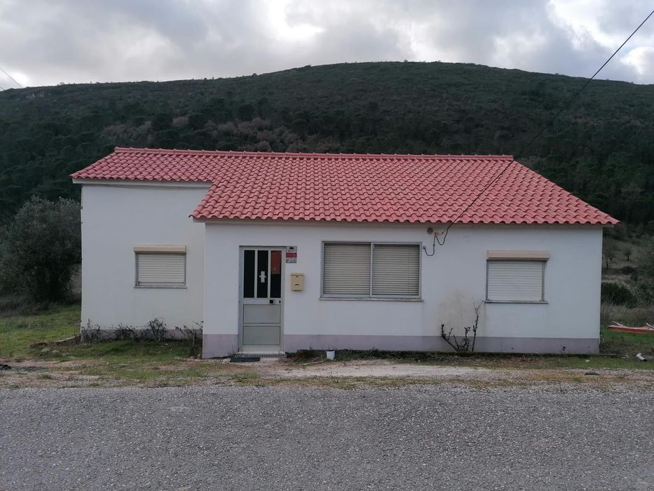 Casa de campo na zona de Condeixa a nova