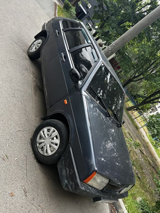 Продам ваз 21093
