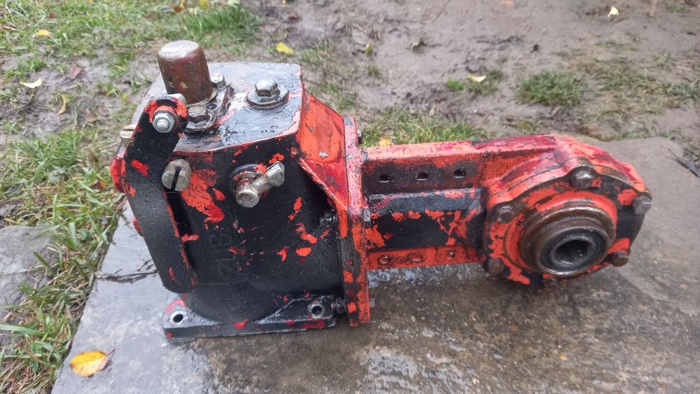 Продам редуктор і коропка на мотоблок