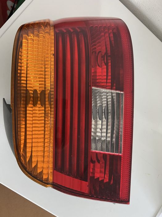 Farol BMW E39 525I de 2002