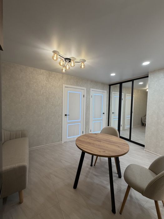 Продам 2-кімнатну квартиру в ЖК Атлант на Симона Петлюри, 28