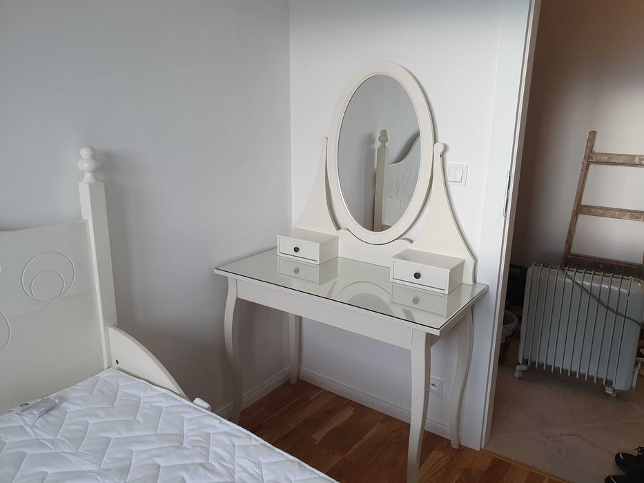 Toaletka Ikea HEMNES