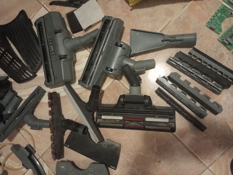 Продам аксессуары для пылесоса zelmer