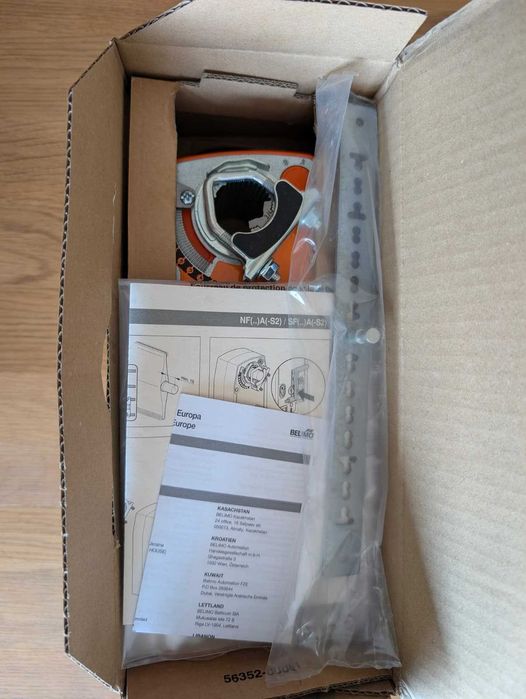 Siłownik obrotowy Belimo SF230 / 20Nm - nie używany