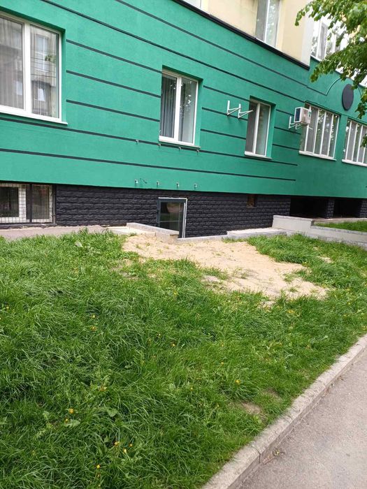 Продається нежитлове приміщення! Вул. Тиха. Центр.