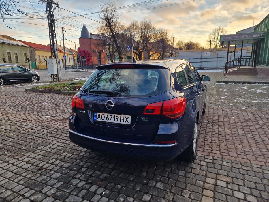 Opel Astra J 2013 1.7