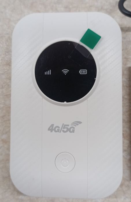 Карманный Wi-Fi роутер, портативный LTE-модем с поддержкой сим карты.