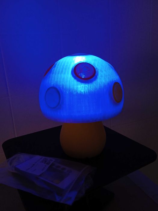 Luminária cogumelo bateria 16 cores com cabo USB e comando